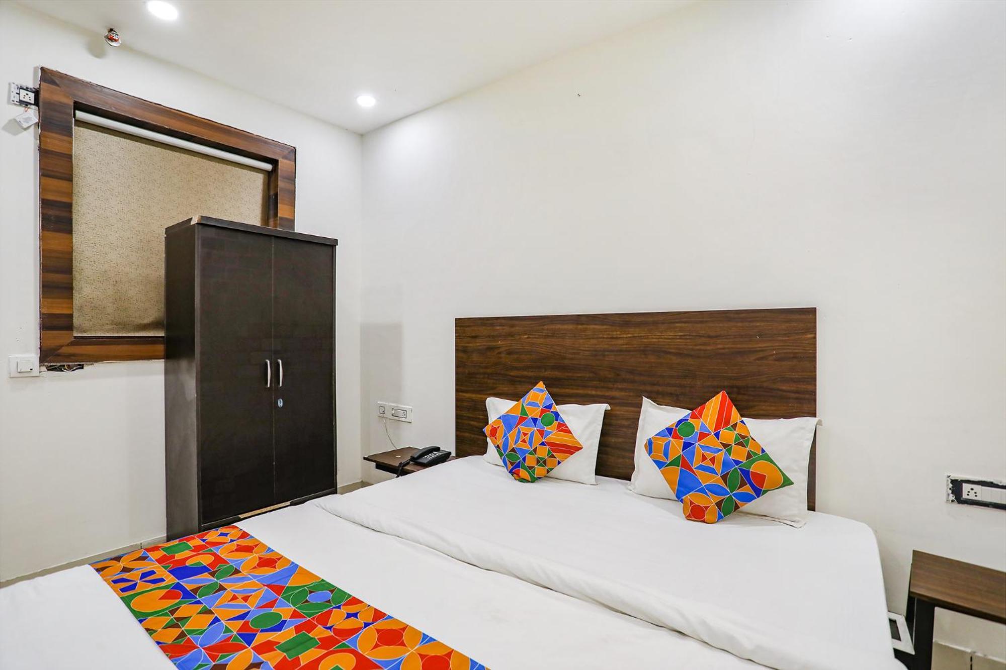 Fabhotel Kinsfolk Ghaziabad Exterior foto