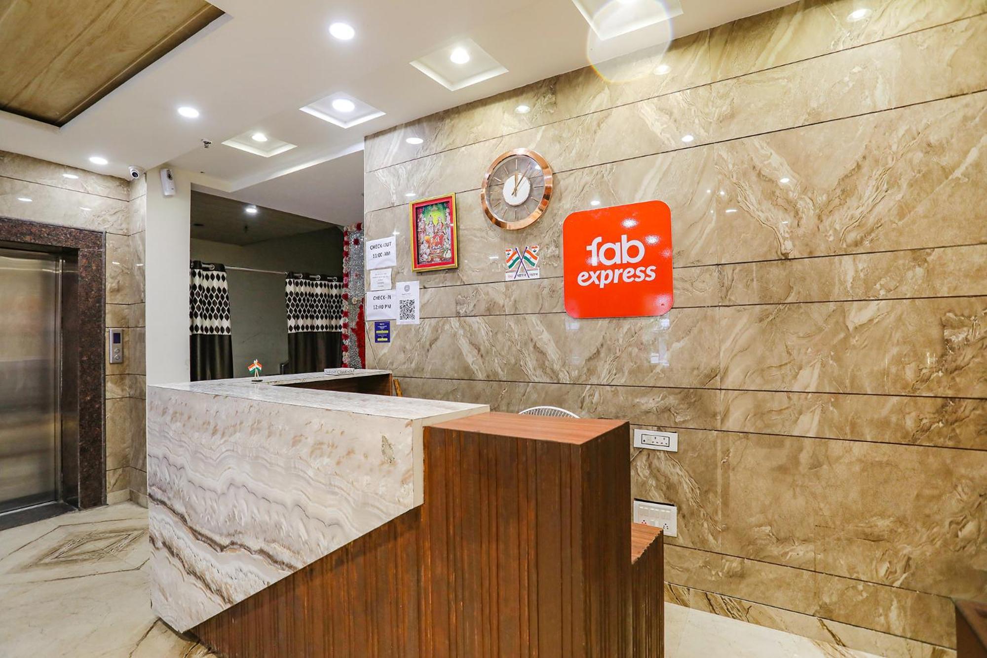 Fabhotel Kinsfolk Ghaziabad Exterior foto